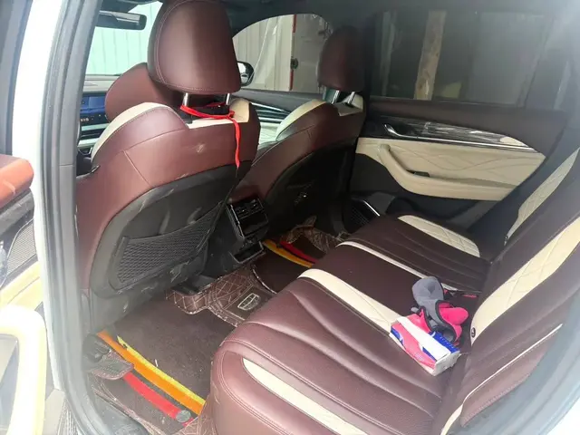 GEELY MONJARO 2022