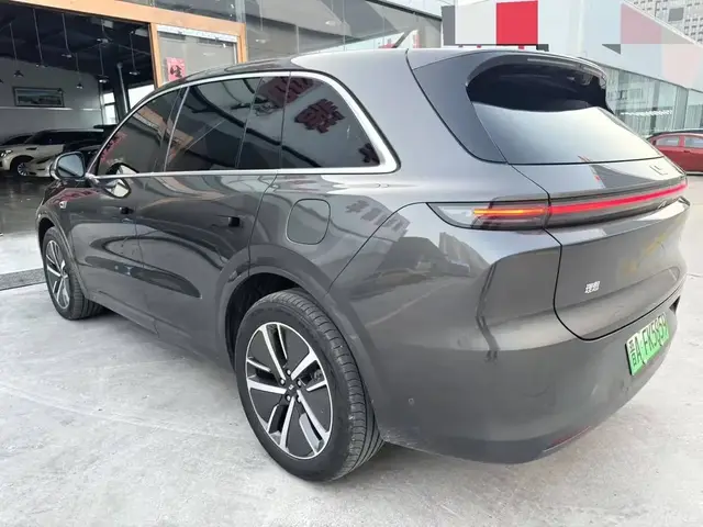LI AUTO L6 MAX 2024