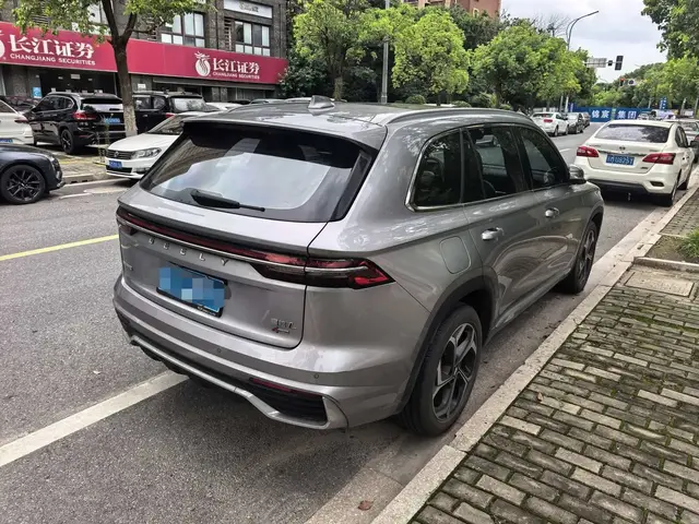 GEELY MONJARO 2022