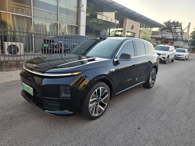 LI AUTO L6 MAX 2024