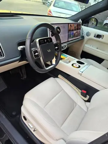 LI AUTO L6 MAX 2024