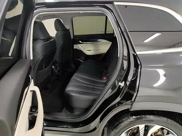 GEELY MONJARO 2023