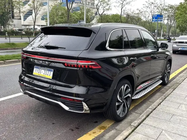 GEELY MONJARO 2022