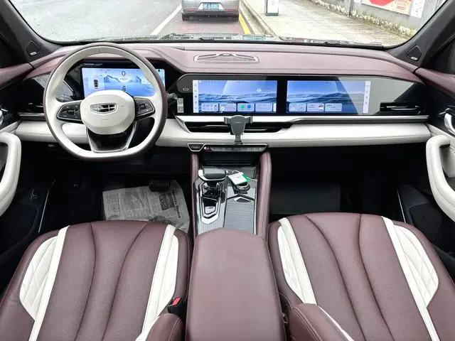 GEELY MONJARO 2022