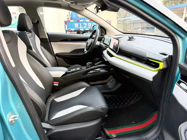 GEELY BIN YUE COOL 2023
