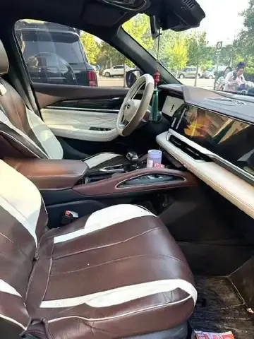 GEELY MONJARO 2023