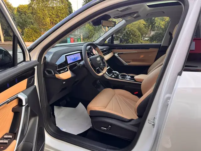 GEELY BOYUE L 2023