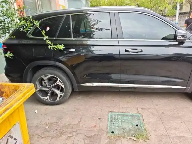 GEELY MONJARO 2022