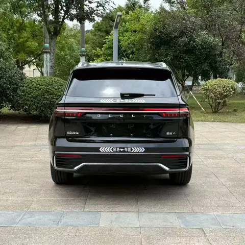 GEELY MONJARO 2022