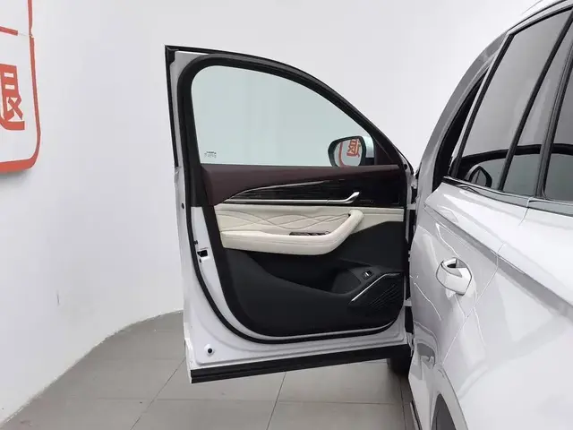 GEELY MONJARO 2023