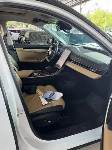 GEELY BOYUE L 2023
