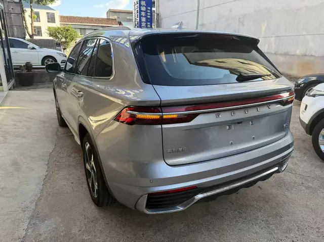 GEELY MONJARO 2022