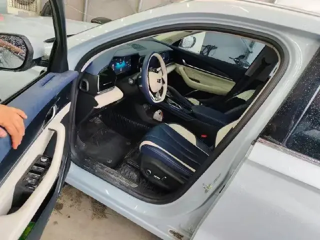 GEELY MONJARO THOR HI-X 2022