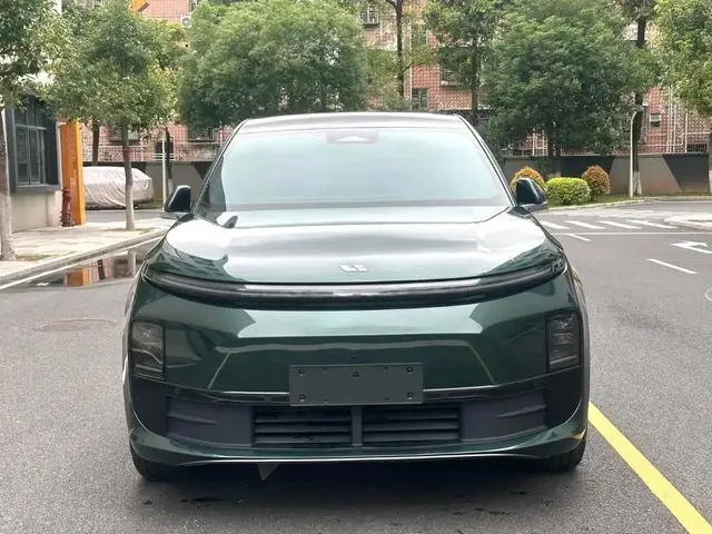 LI AUTO L6 PRO 2024