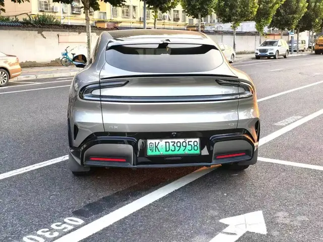 XIAOMI YU7 2025