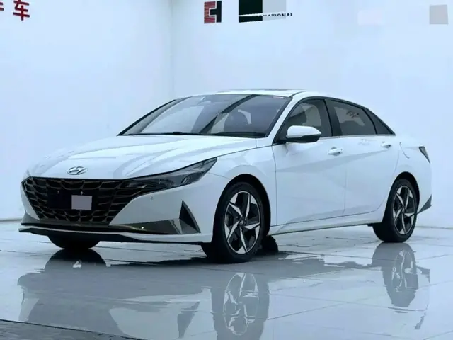 HYUNDAI ELANTRA 2022