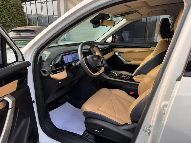 GEELY BOYUE L 2023