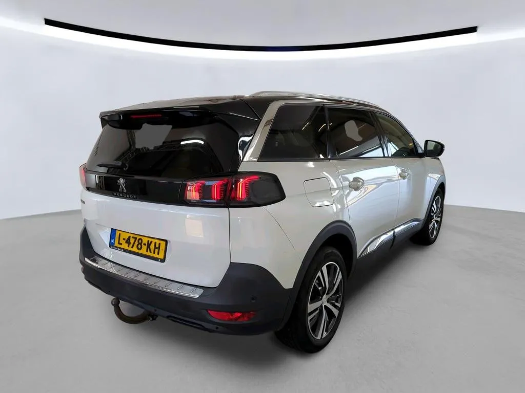 PEUGEOT 5008 ALLURE 2021