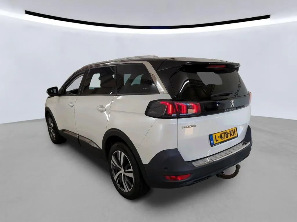 PEUGEOT 5008 ALLURE 2021