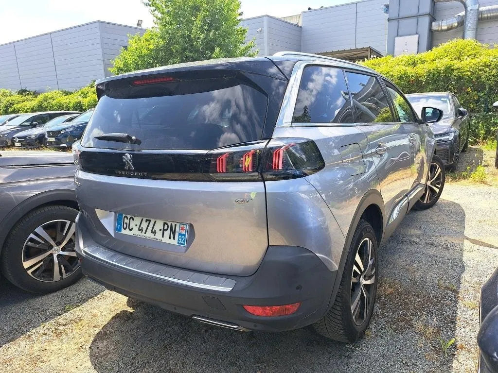 PEUGEOT 5008 GT 2021