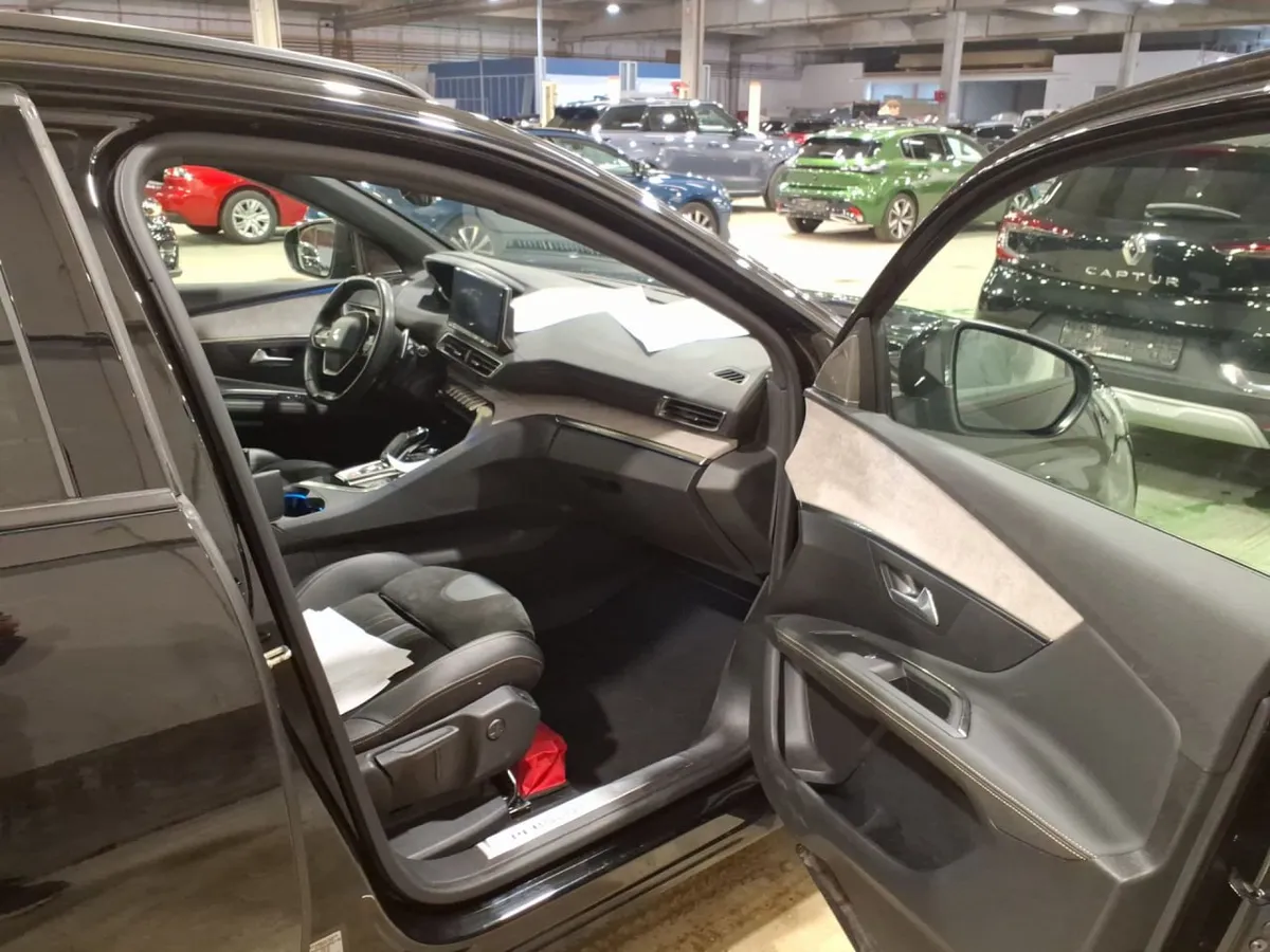 PEUGEOT 3008 GT BLACK PACK 2021