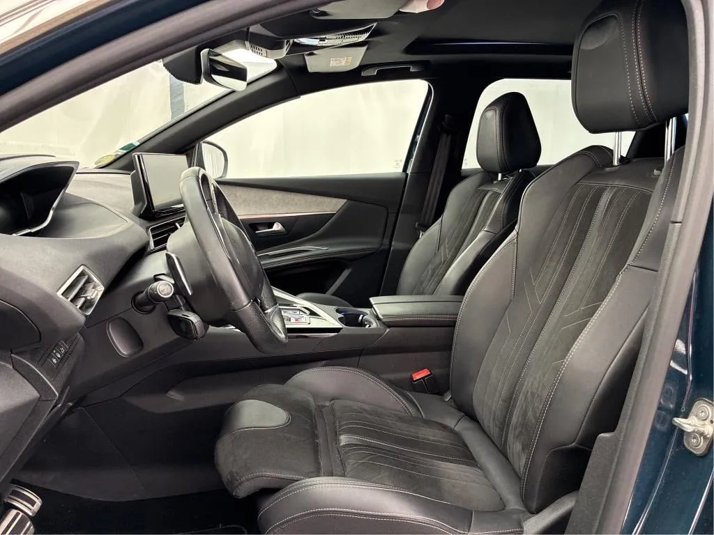 PEUGEOT 3008 GT 2022