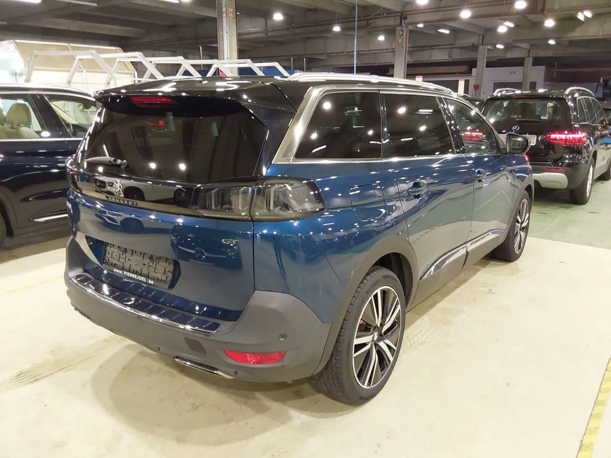 PEUGEOT 5008 GT 2021