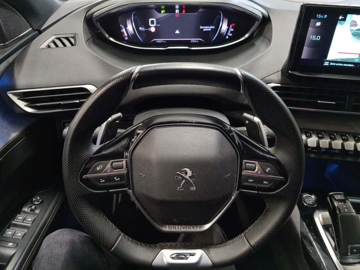 PEUGEOT 5008 GT BLACK PACK 2022