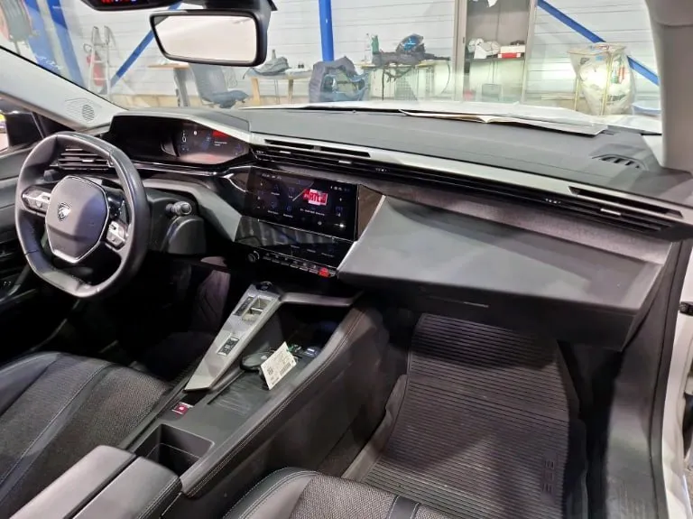 PEUGEOT 308 SW ALLURE 2023