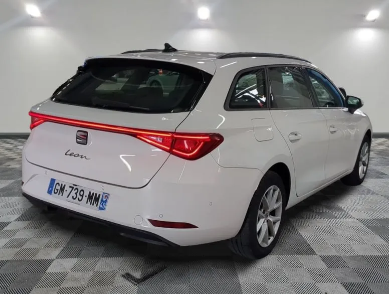 SEAT LEON SPROTSTOURER BUSINESS 2023