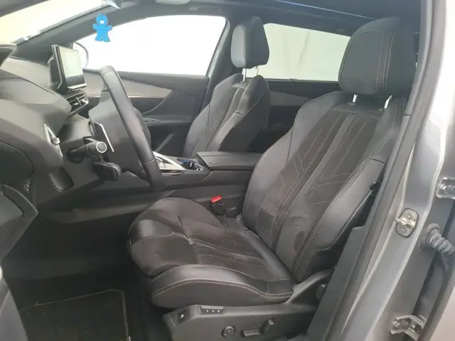 PEUGEOT 5008 GT BLACK PACK 2021