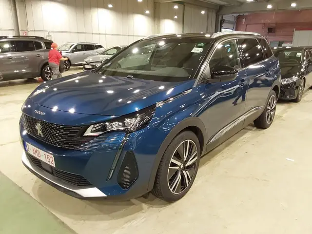 PEUGEOT 5008 GT 2021