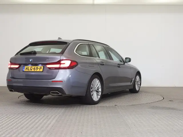 BMW 5 SERIES TOURING 530E 2021