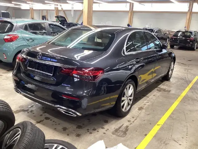 MERCEDES-BENZ E-CLASS E 200D AVANTGARDE 2021