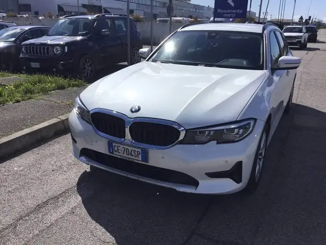BMW 3 SERIES TOURING ADVANTAGE 2021