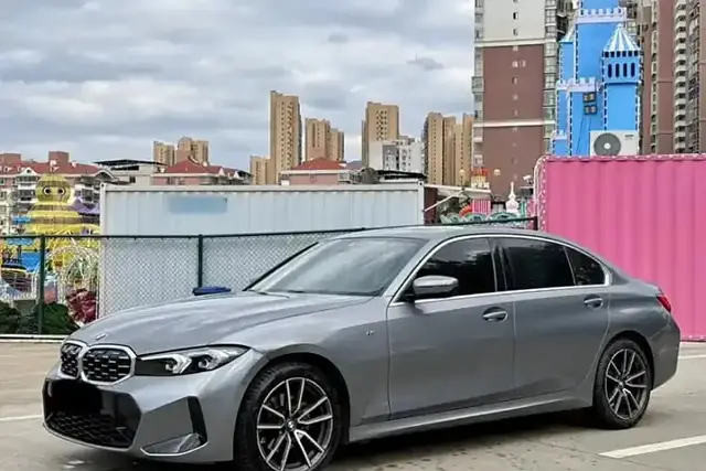 BMW 325LI M-PACK 2022