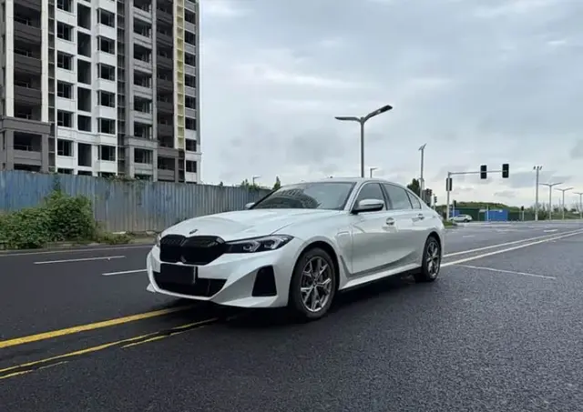 BMW I3 EDRIVE 35L 2024