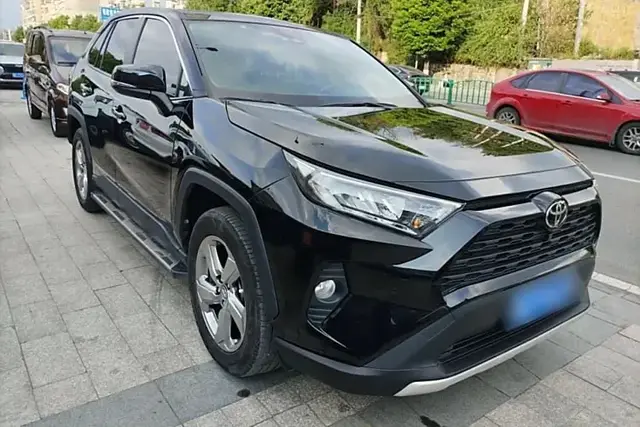 TOYOTA RAV4 2022