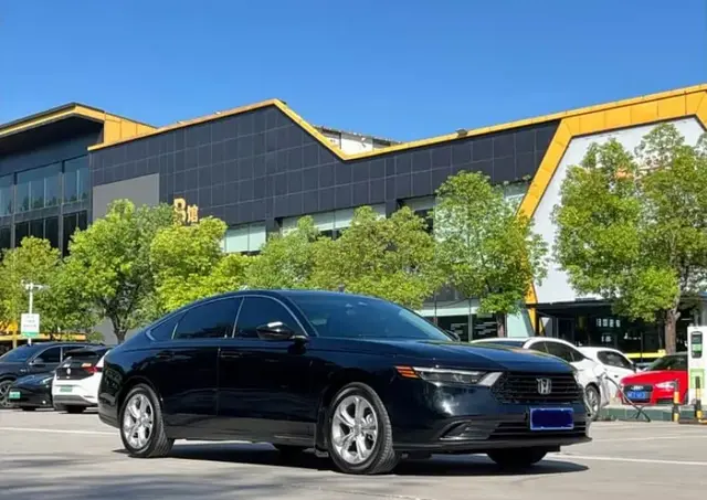 HONDA ACCORD XI 2023