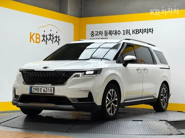 KIA CARNIVAL 2021
