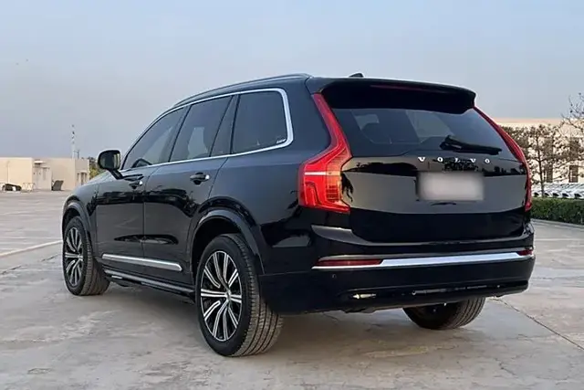 VOLVO XC90 B5 2022