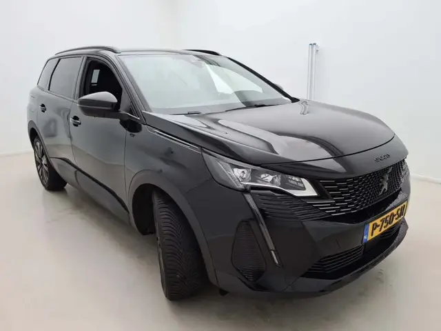 PEUGEOT 5008 GT BLACK PACK 2022