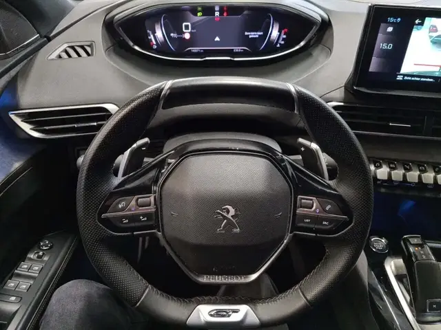 PEUGEOT 5008 GT BLACK PACK 2022
