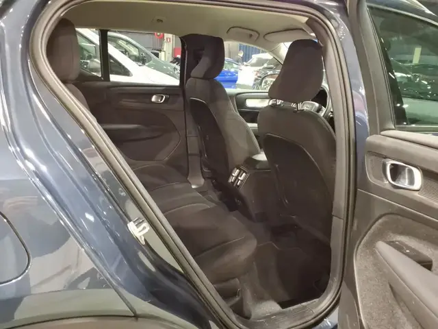VOLVO XC40 2022