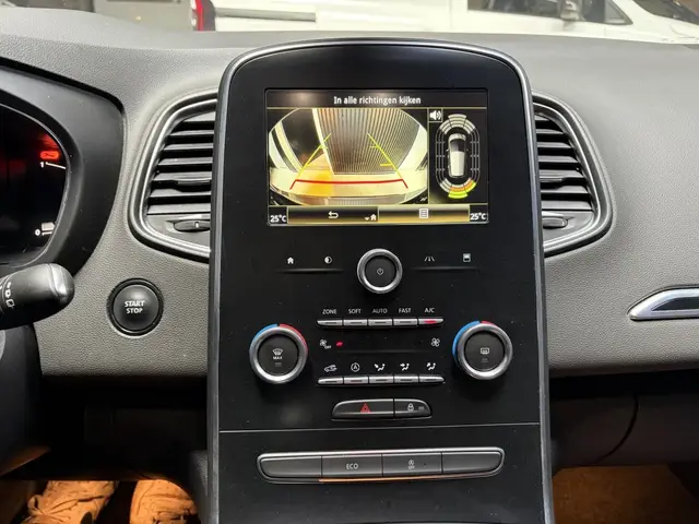 RENAULT SCENIC LIMITED 2021