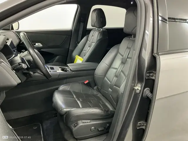 DS AUTOMOBILES DS CROSSBACK LOUVRE DS 7 CROSSBACK LOUVRE 2021