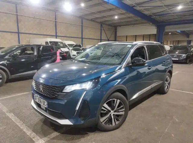 PEUGEOT 5008 2022