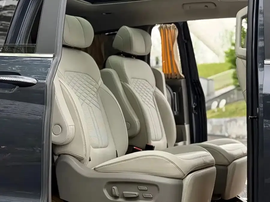 HYUNDAI CUSTO 270TGDI PREMIUM EDITION LUX 2022