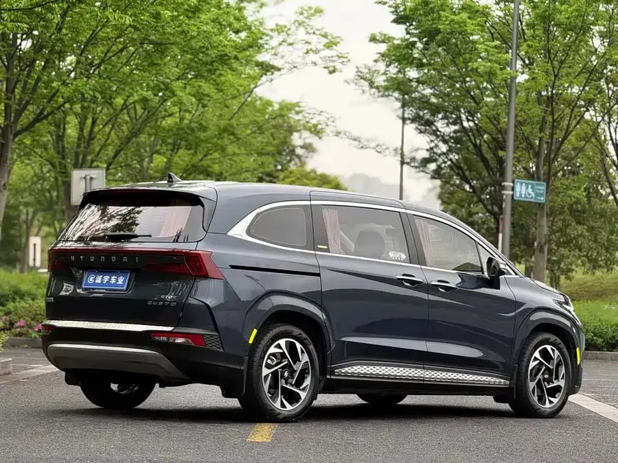 HYUNDAI CUSTO 270TGDI PREMIUM EDITION LUX 2022