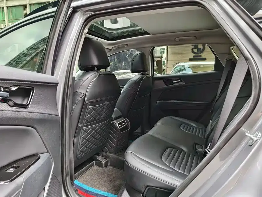 KIA SPORTAGE LION PLATINUM 2023